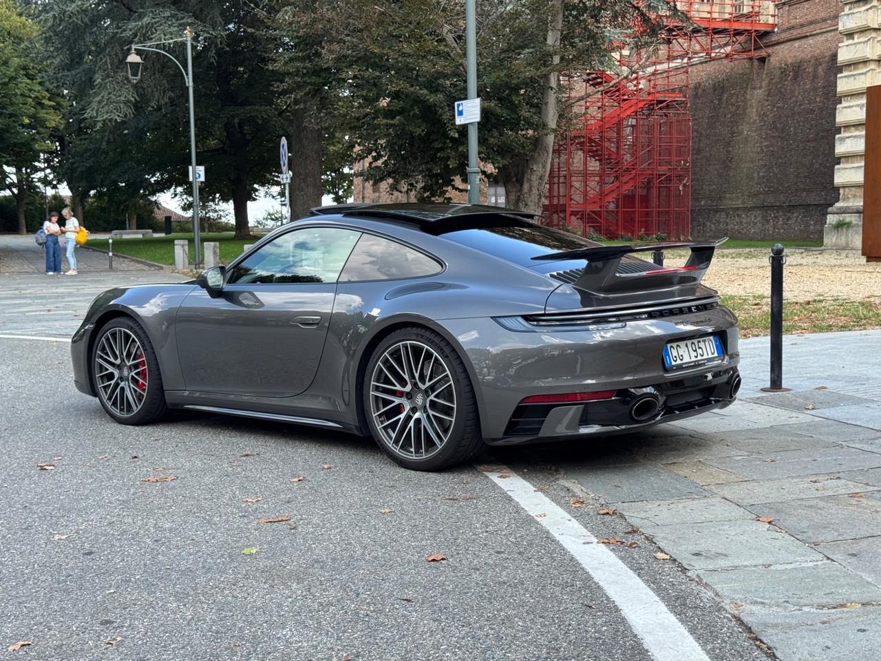 Porsche 911 Carrera 4S FULL OPTIONAL!