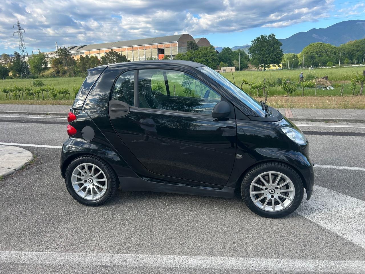 Smart ForTwo 1000 52 kW MHD coupé pure *OCCASIONE*