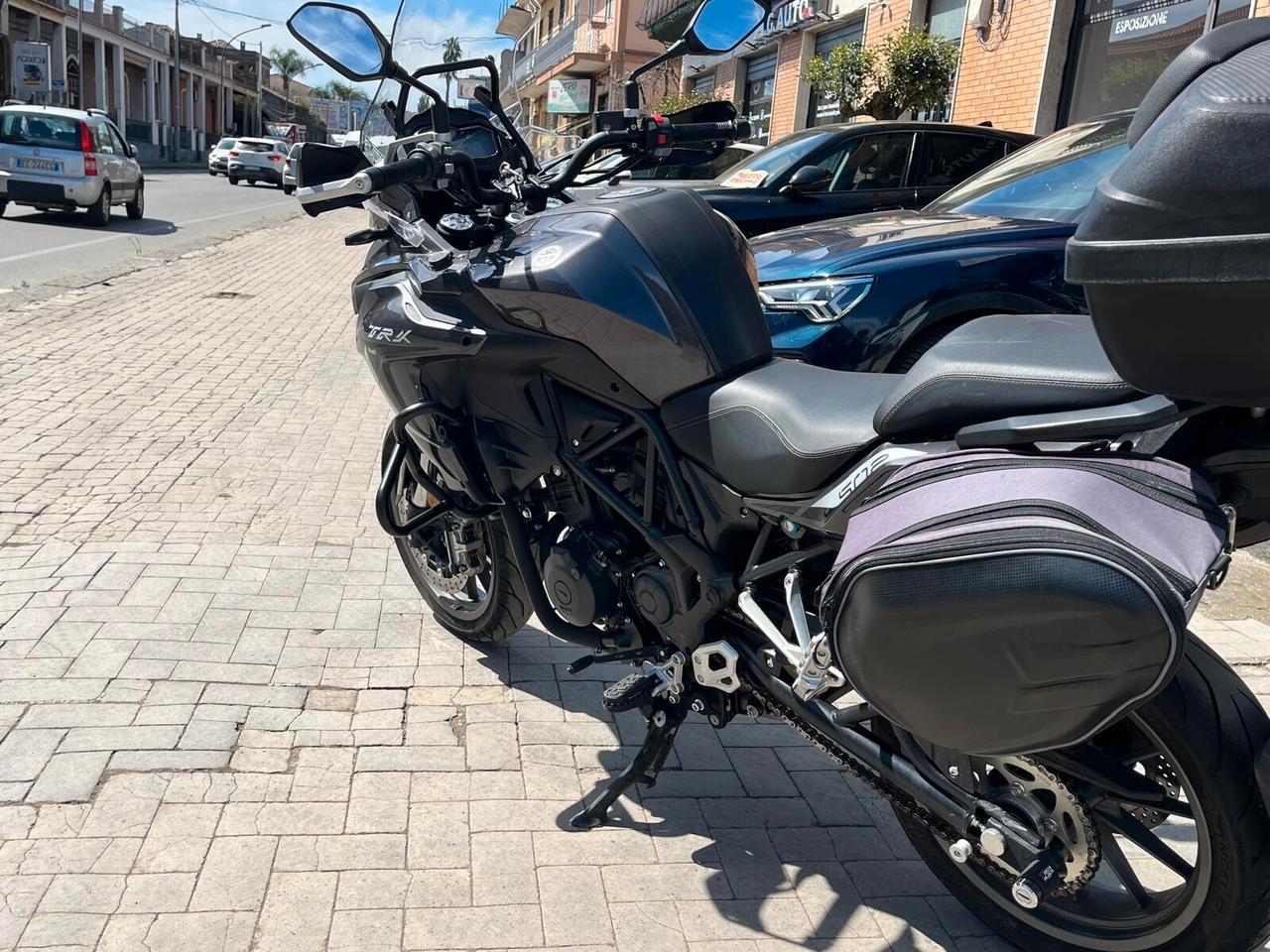 Benelli TRK 502 X
