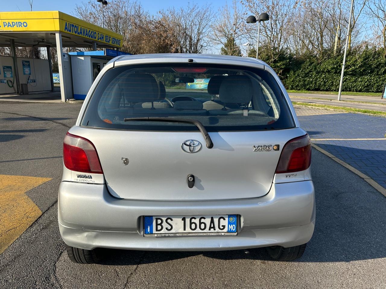 Toyota Yaris 1.0i 16V cat 3 porte