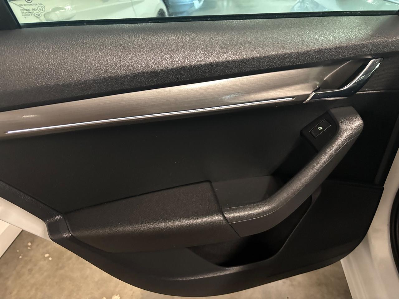 Skoda Octavia 1.4 TSI METANO AUT. |alcantara/pelle|