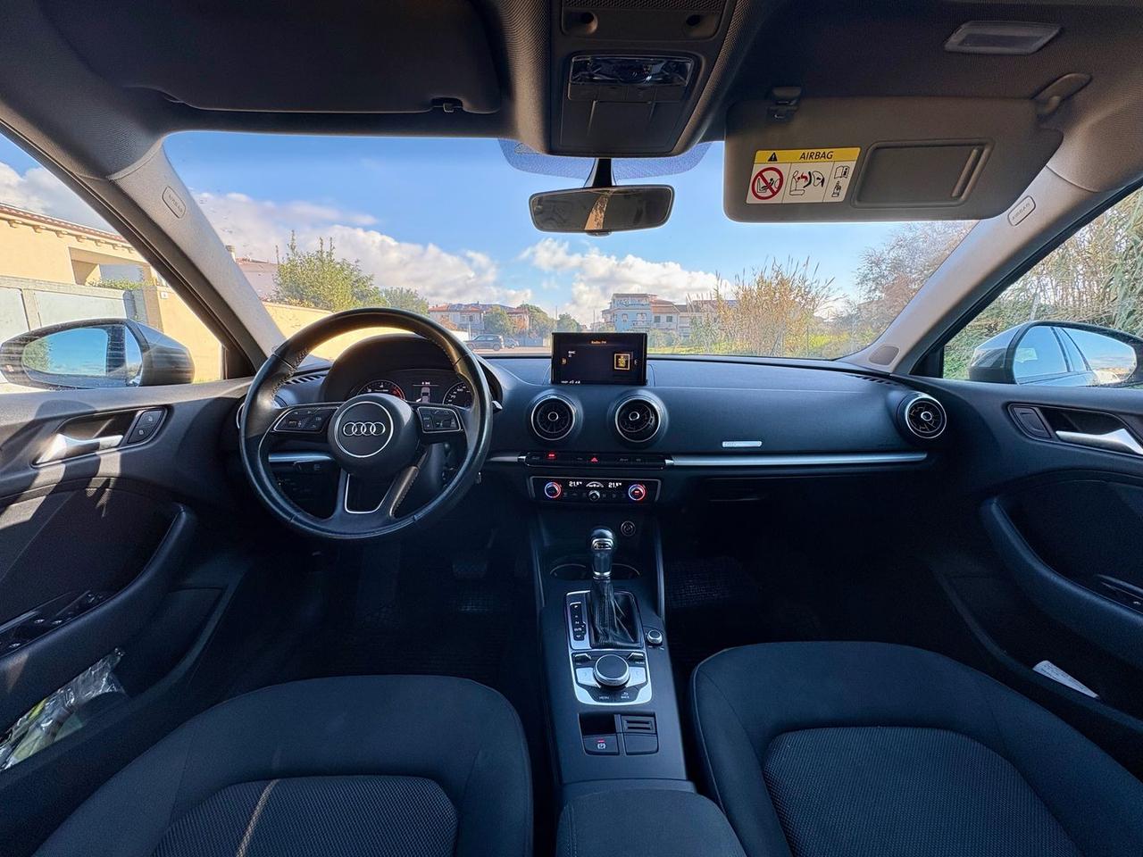 Audi A3 1.6 30 TDI Admired #8285