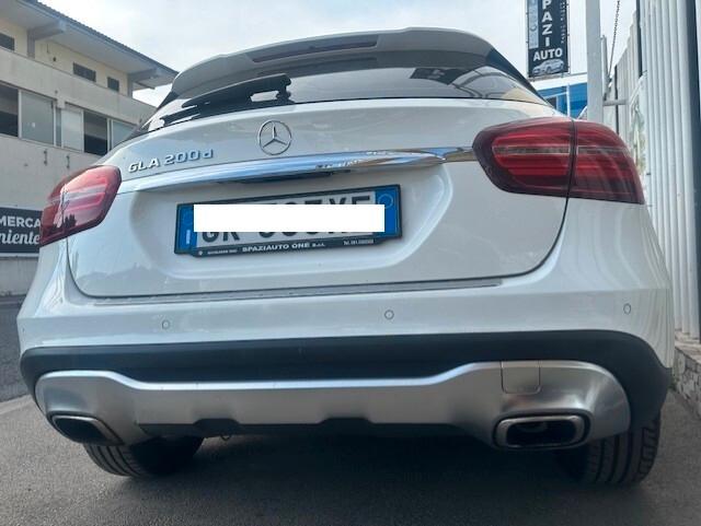 MERCEDES GLA AMG AUTOMATICO 2019