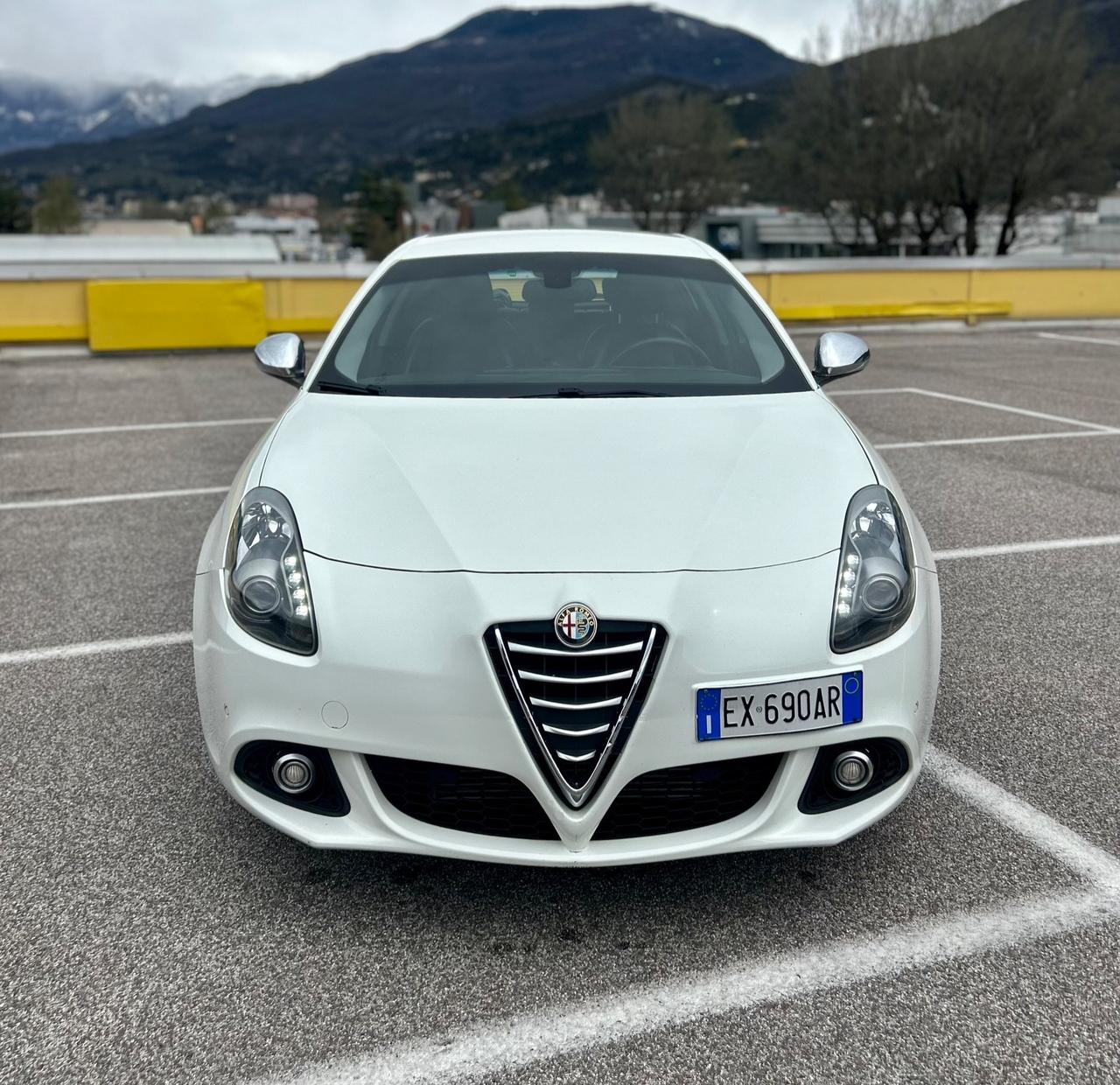 Alfa Romeo Giulietta JTDm-2 Exclusive Sport Pack