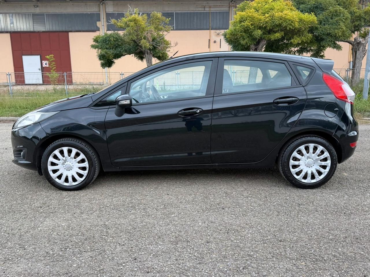 Ford Fiesta 1.5 TDCi 75CV 5 porte