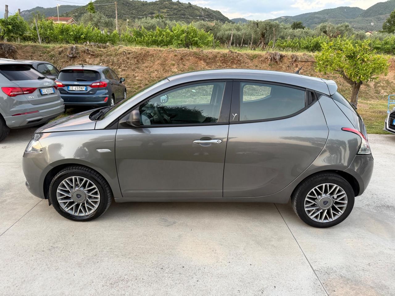 Lancia Ypsilon 1.3 MJT 16V 95 CV 5 porte S&S Mya