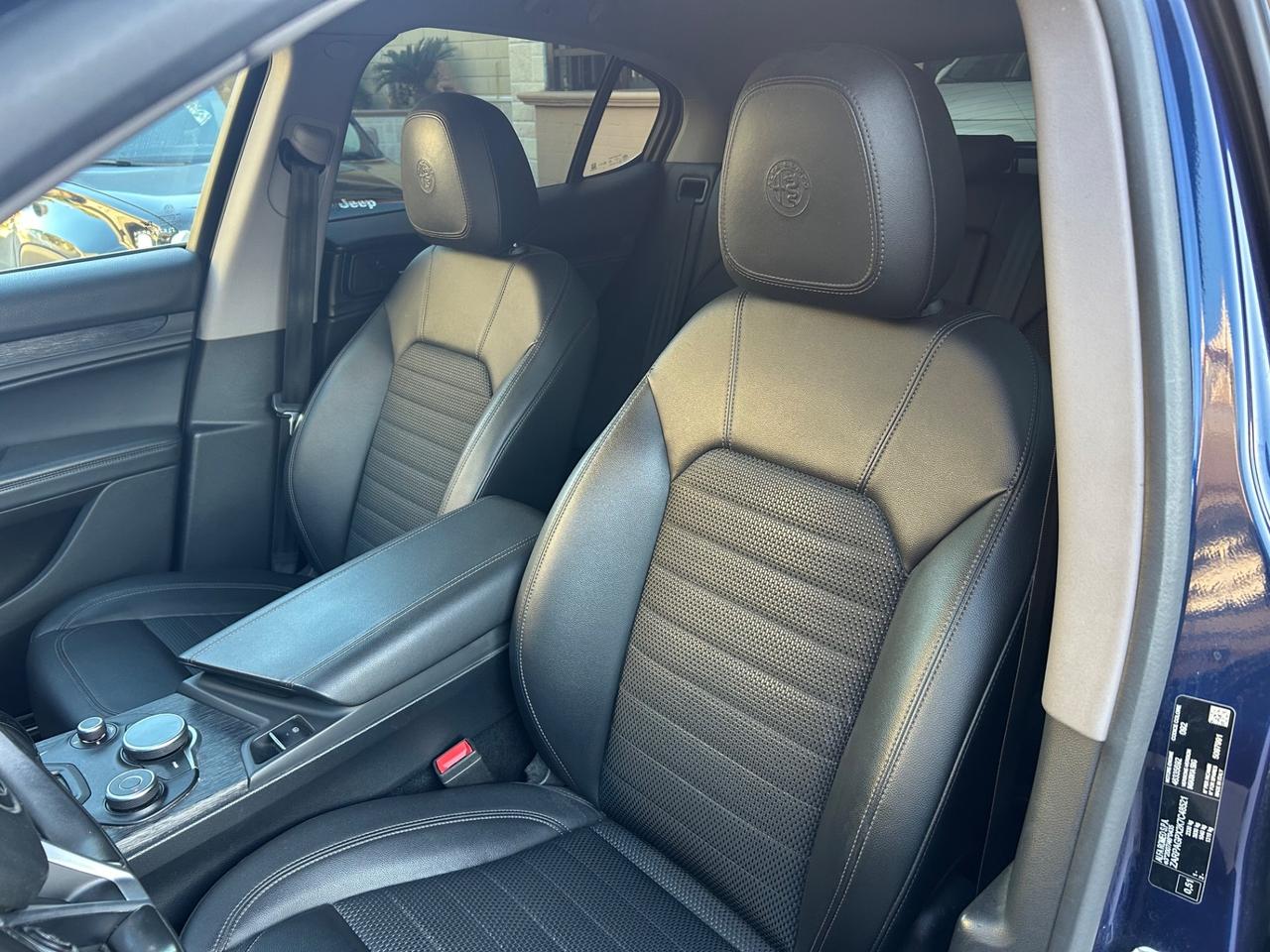 Alfa Romeo Stelvio 2.2 Turbodiesel 190 CV AT8 RWD Executive