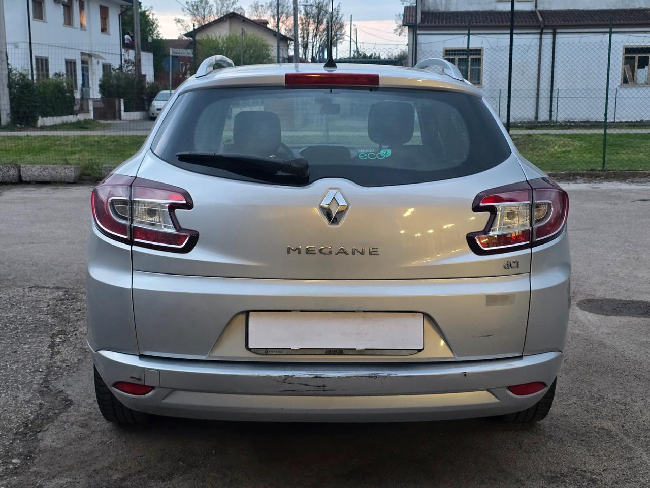 Renault Mégane 1.5 dCi 110CV SporTour 2012