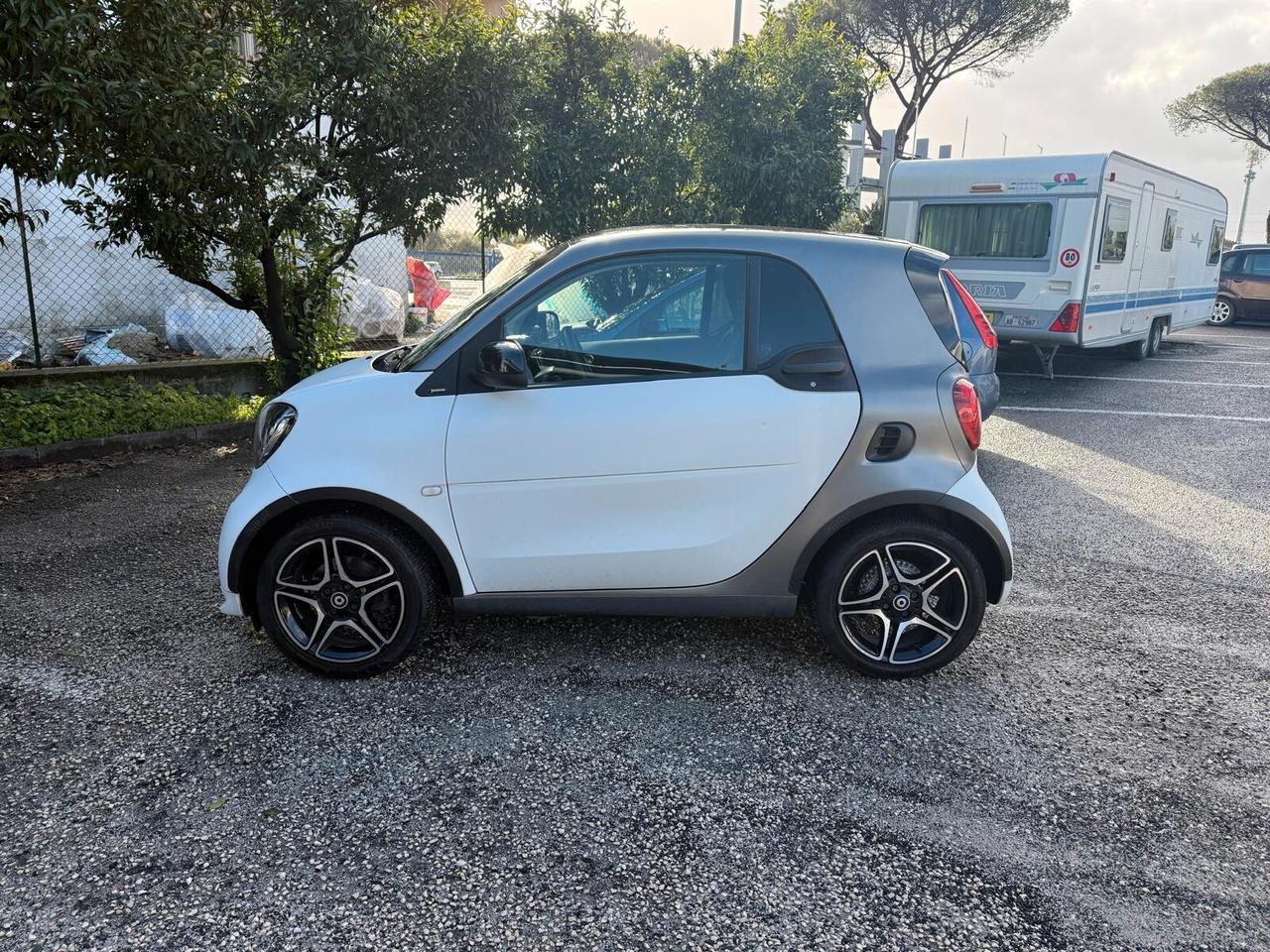 Smart ForTwo 453 70cv 1.0