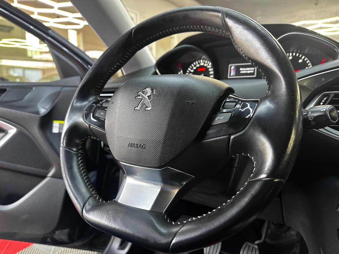 Peugeot 308 BlueHDi UNIPROP FULL LED - FABIANOAUTO