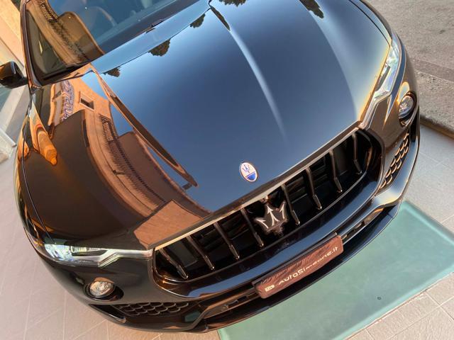 MASERATI Levante MHEV 330 CV AWD GT ULTIMA TETTO APR/PAN.