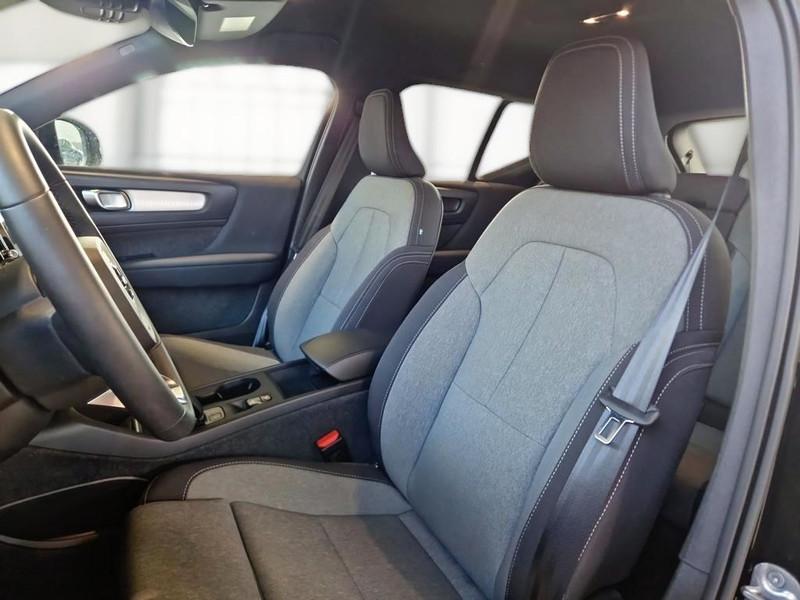 VOLVO XC40 T4 RECHARGE PLUG-IN AUTO CORE SUV