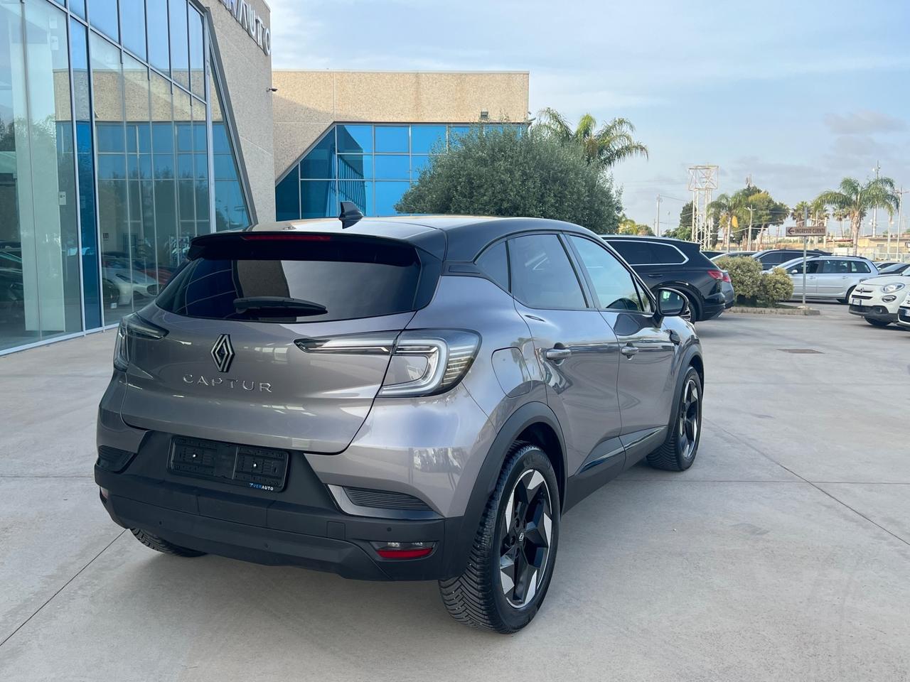 Renault Captur TCe 90 CV Techno Possibilità noleggio no scoring