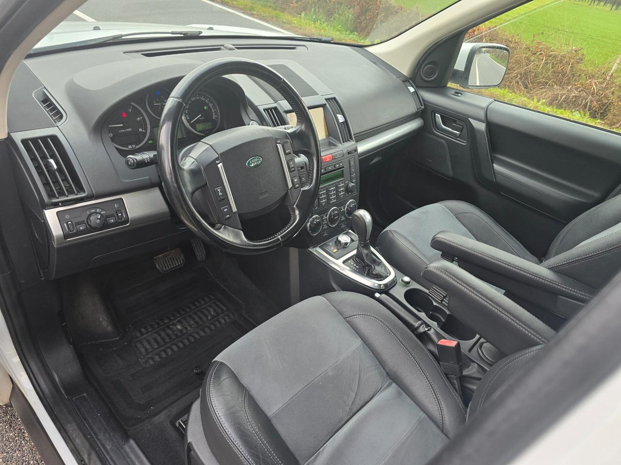 LAND ROVER FREELANDER 4×4 AUTOMATICO