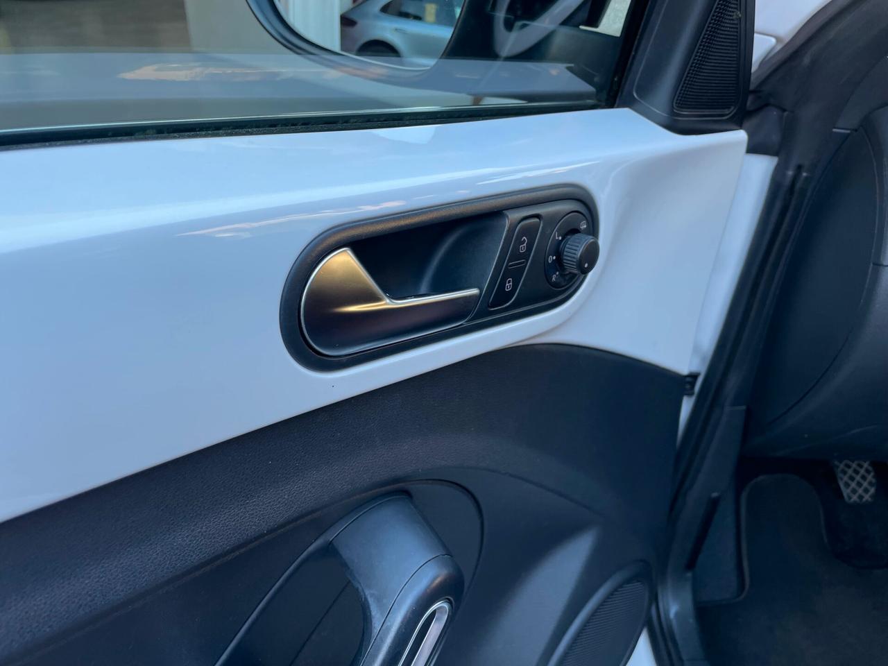 Volkswagen Maggiolino 1.2 TSi Design ok neopat.