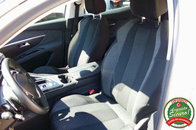PEUGEOT 3008 BlueHDi 130 S&S EAT8 Business