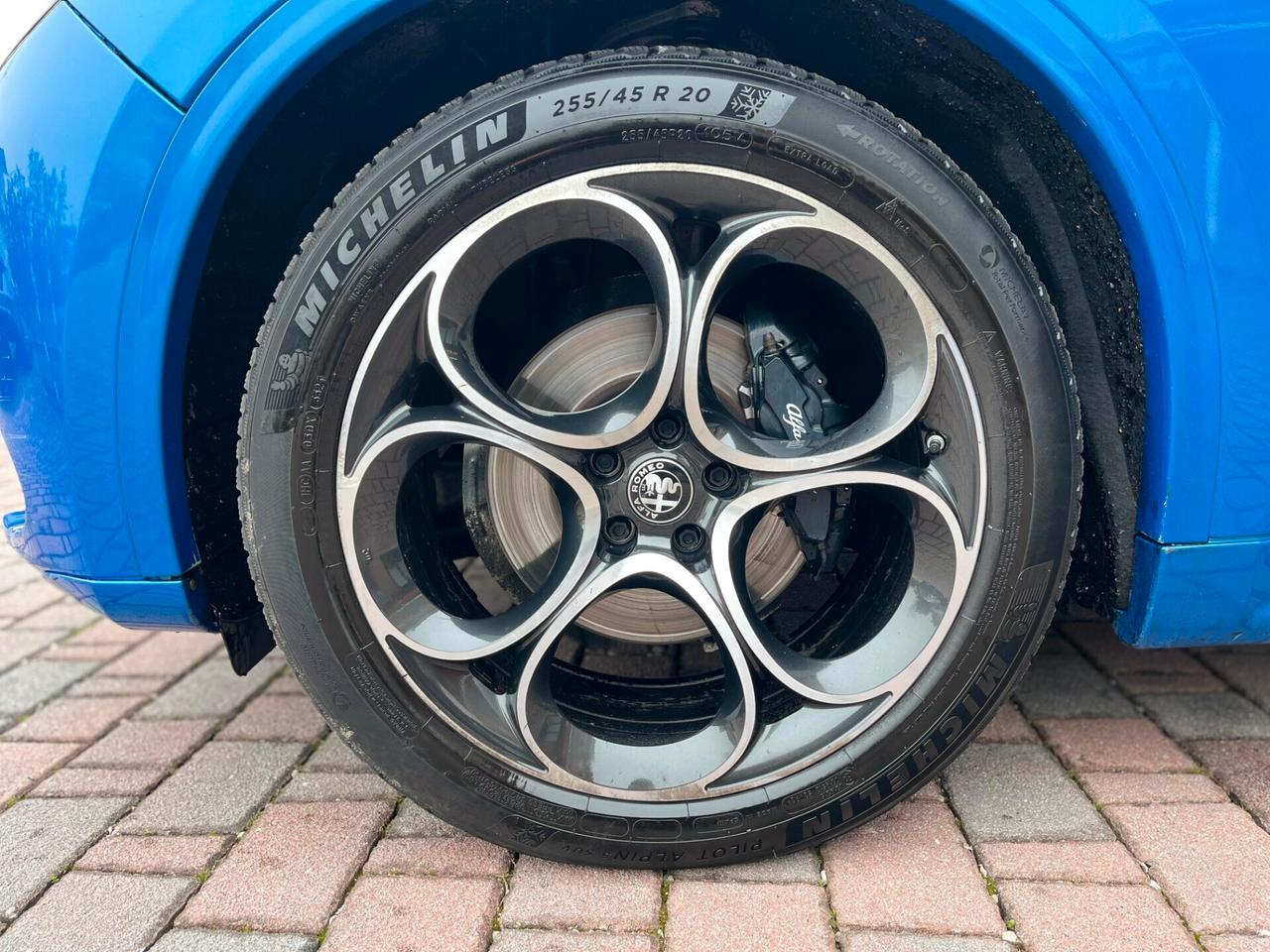 Alfa Romeo Stelvio 2.2 210 CV AT8 Q4 Veloce