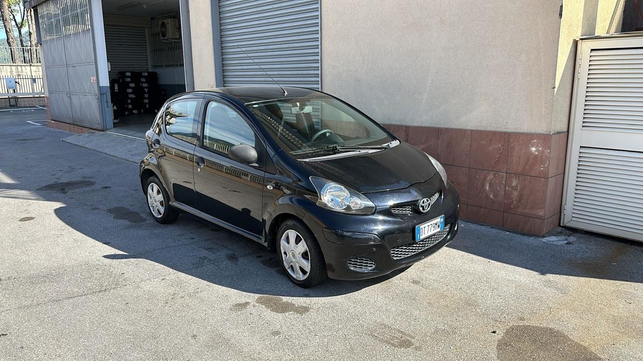 Toyota Aygo 1.0 12V VVT-i 5 porte