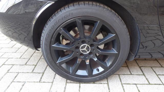 MERCEDES-BENZ SLK 200 CGI Sport
