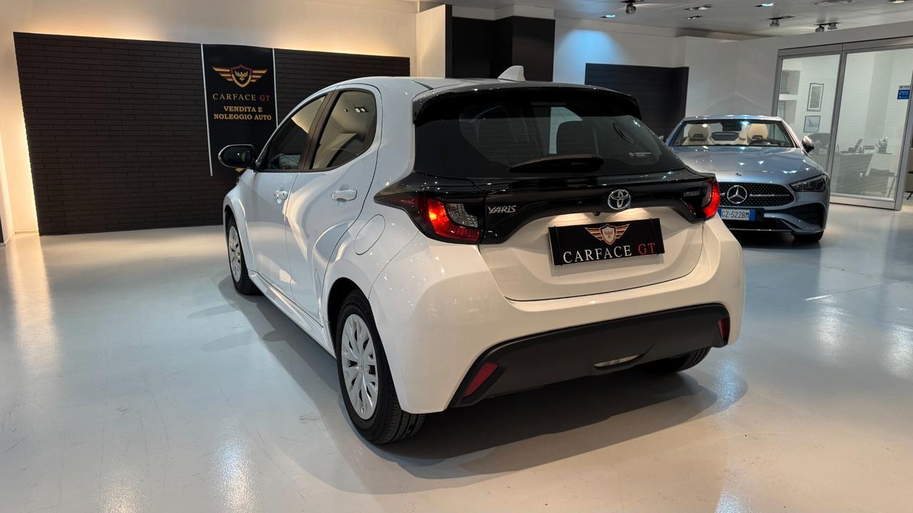 Toyota Yaris 1.5 Hybrid Lounge - 2022