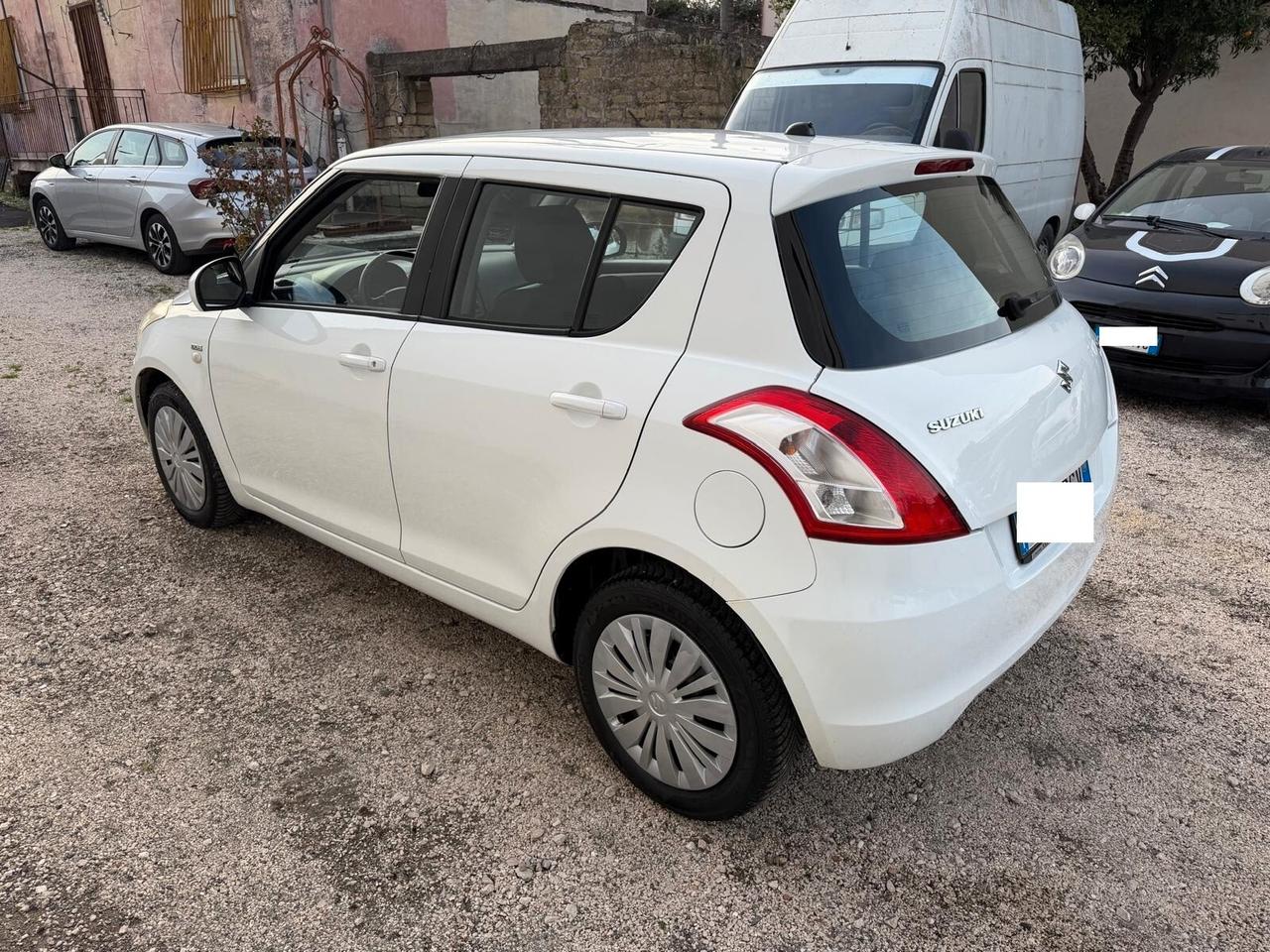 Suzuki Swift 1.3 DDiS 5 porte B-Cool Bi-Color-2014