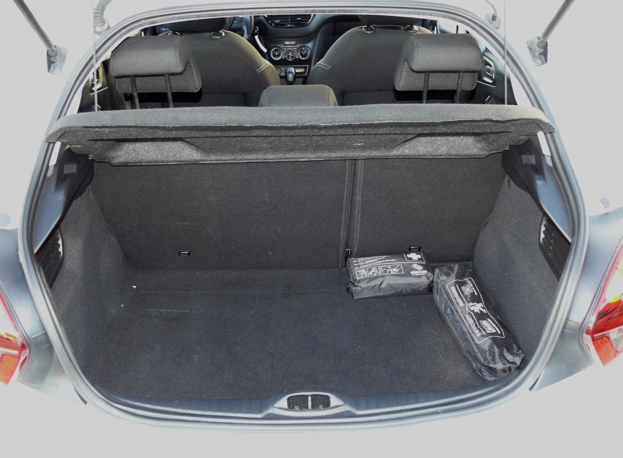 Peugeot 208 Allure (M1220)