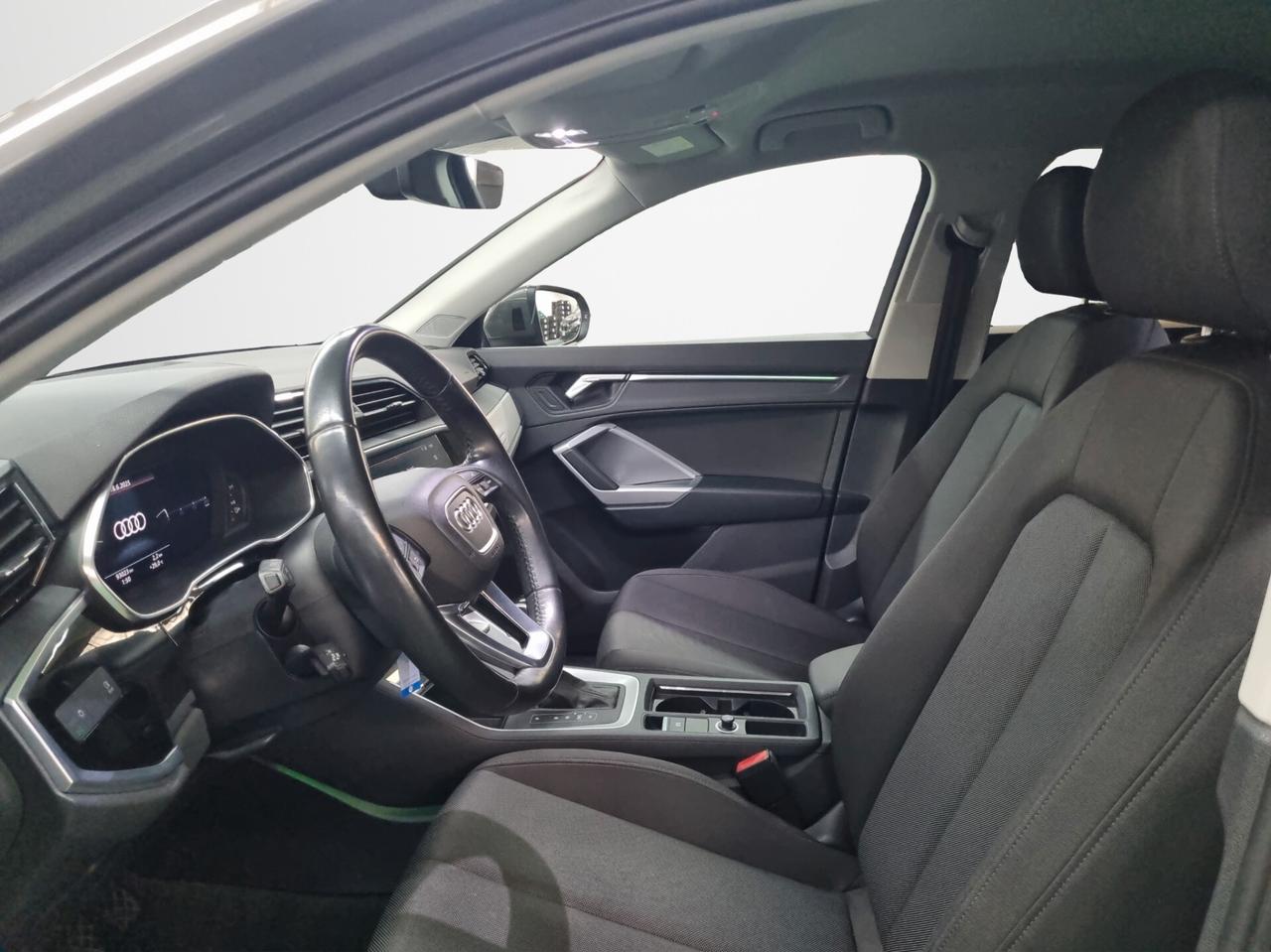 Audi Q3 35 TDI S tronic Business Advanced