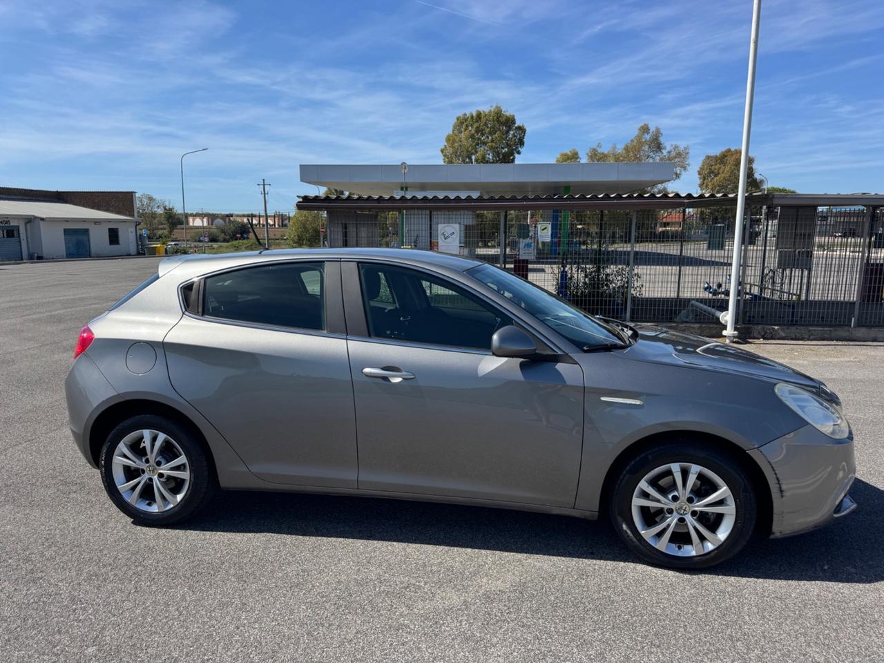 Alfa Romeo Giulietta 1.6 JTDm-2 105 CV Distinctive