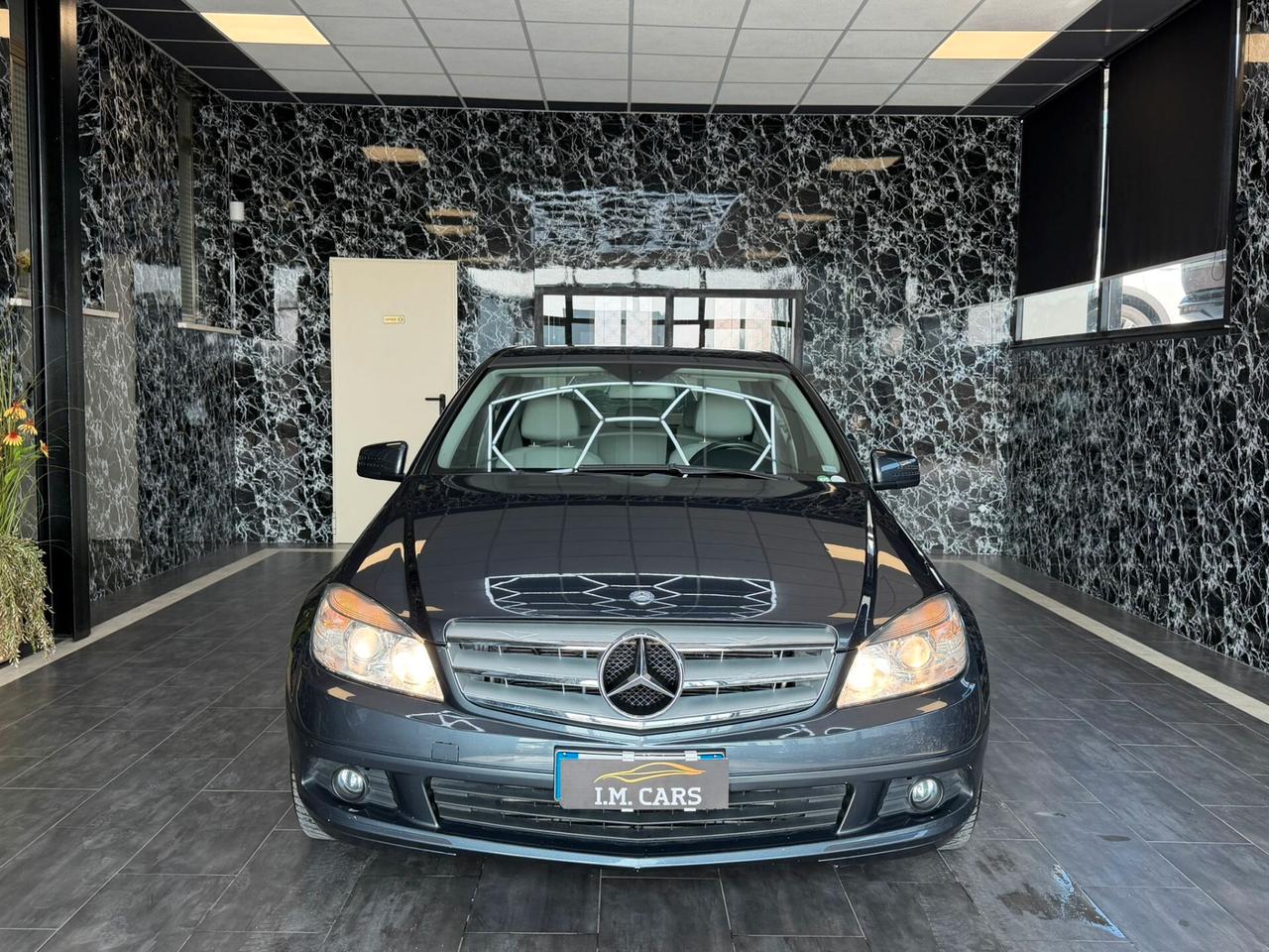 Mercedes-benz C 220 CDI BlueEFFICIENCY Avantgarde