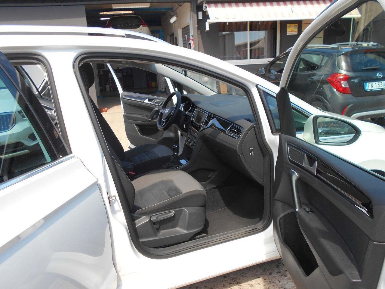 Volkswagen Golf Sportsvan 1.6 TDI 115CV Executive BlueMotion Tech.