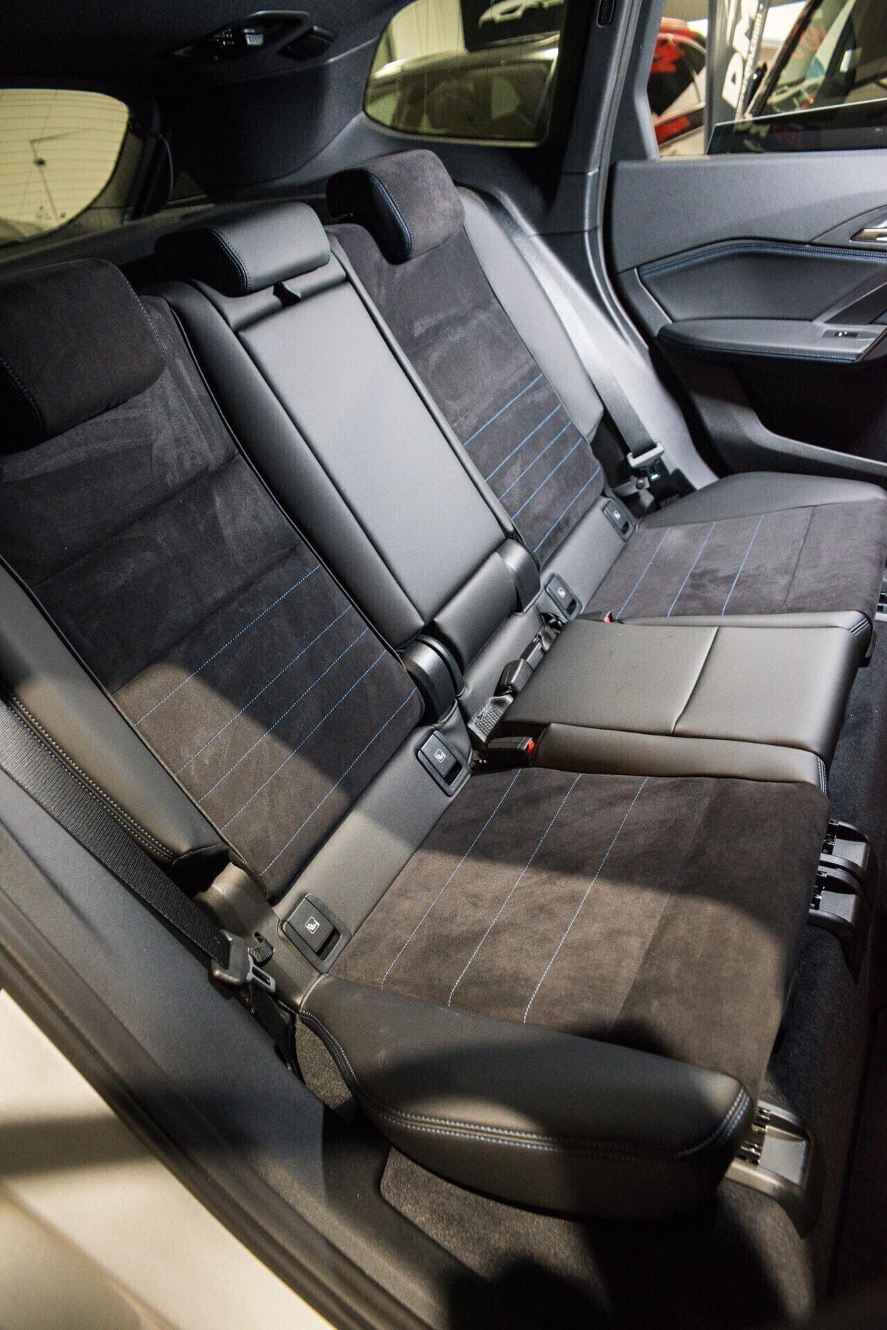BMW X1 20d MHEV 48V M-SPORT Automatico Virtual Pelle Totale Tetto Panoramico ed elettrico Cerchi da 18 . AUTO - DIREZIONALE BMW -