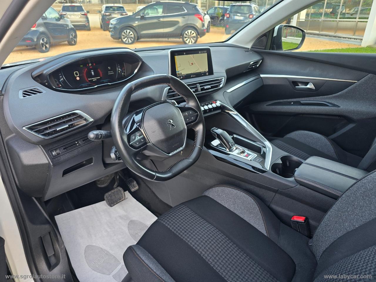 PEUGEOT 3008 BlueHDi 130 S&S EAT8 Business