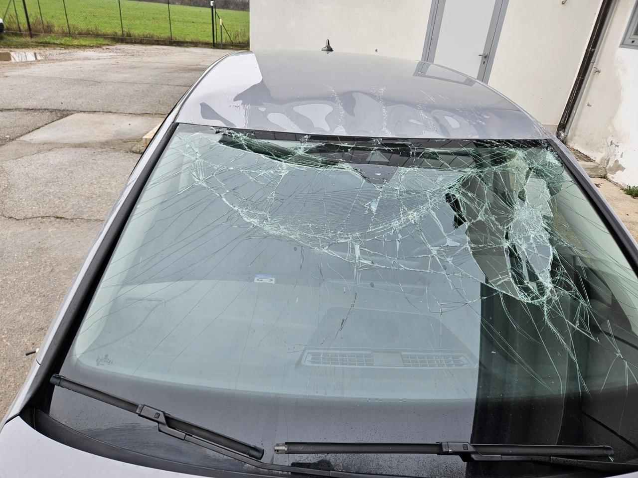 Volkswagen Golf 2.0 tdi 150cv dsg INCIDENTATA