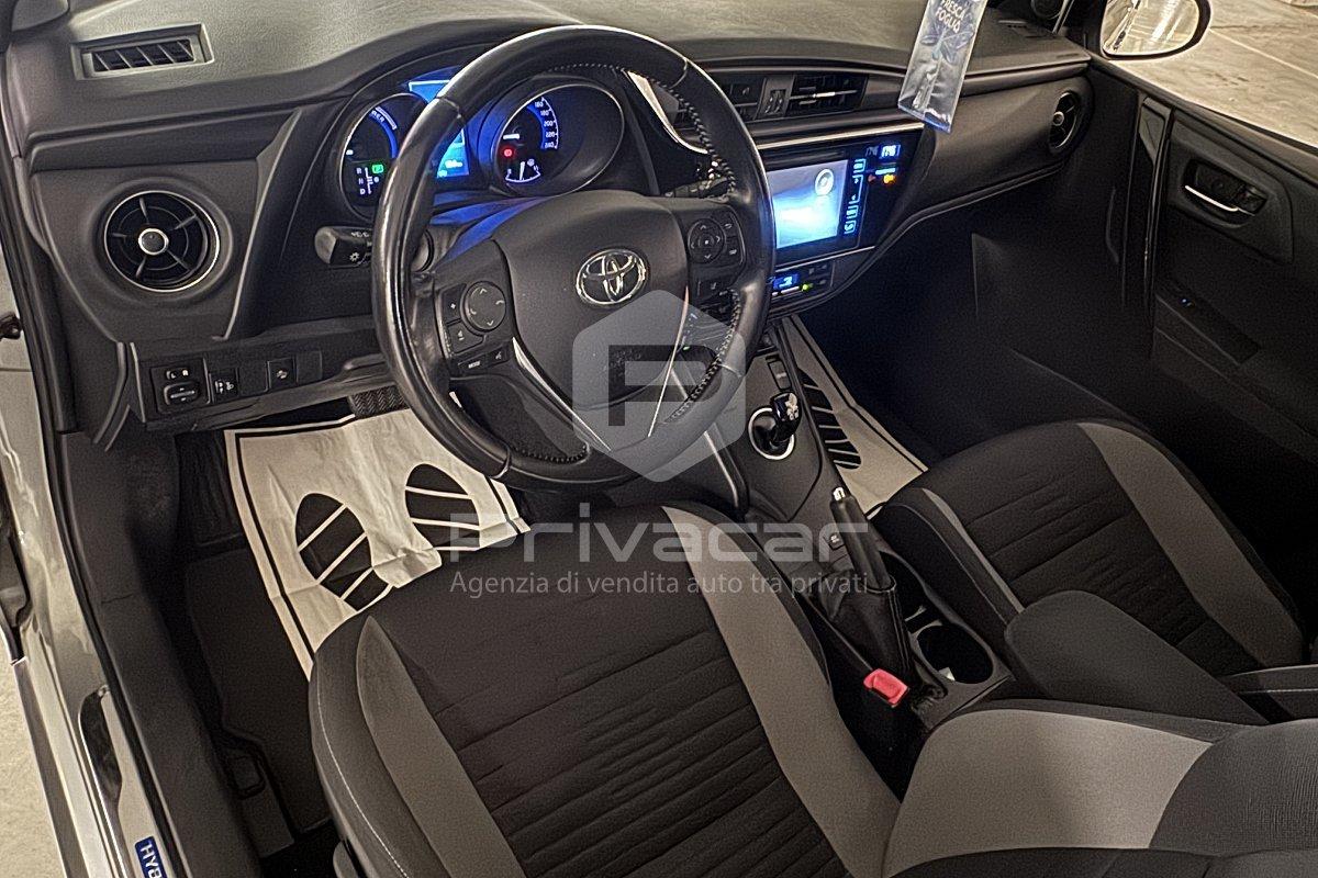 TOYOTA Auris 1.8 Hybrid Lounge
