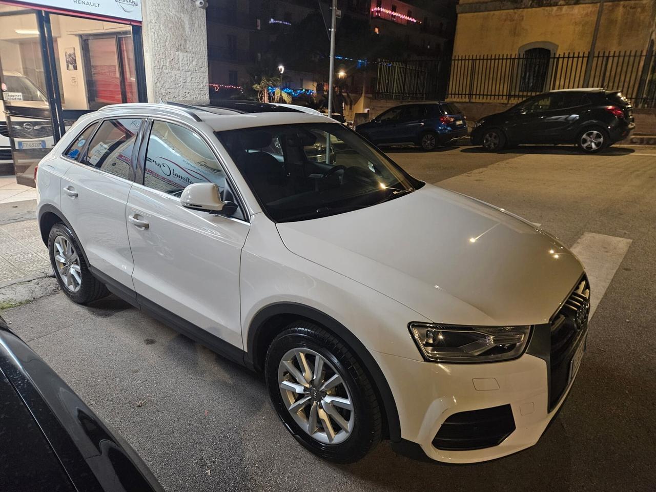 Audi Q3 2.0 TDI 120cv 88kw AUTOMATICA F1 TETTO