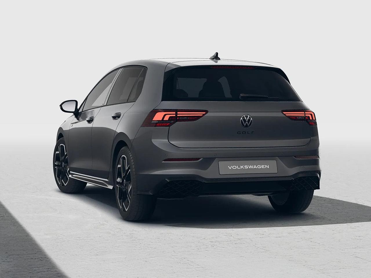 Volkswagen Golf 2.0 tdi r-line plus 150cv dsg