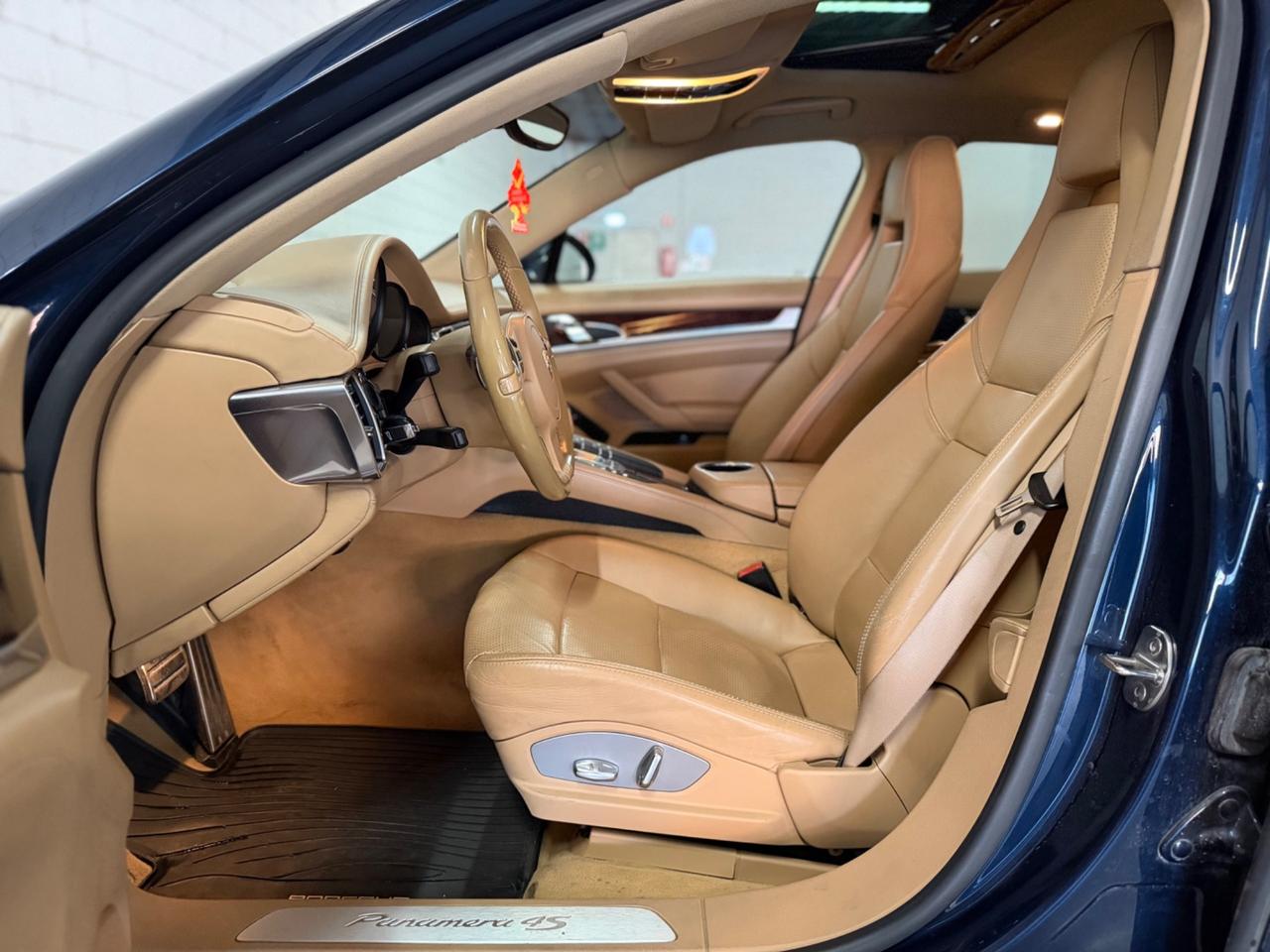 Porsche Panamera 4.8 4S