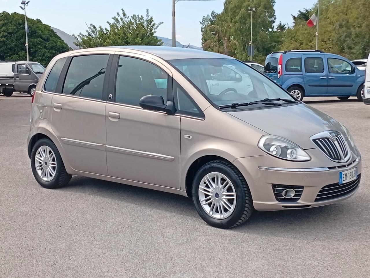 Lancia MUSA 1.4 8V Ecochic (GPL) Diva
