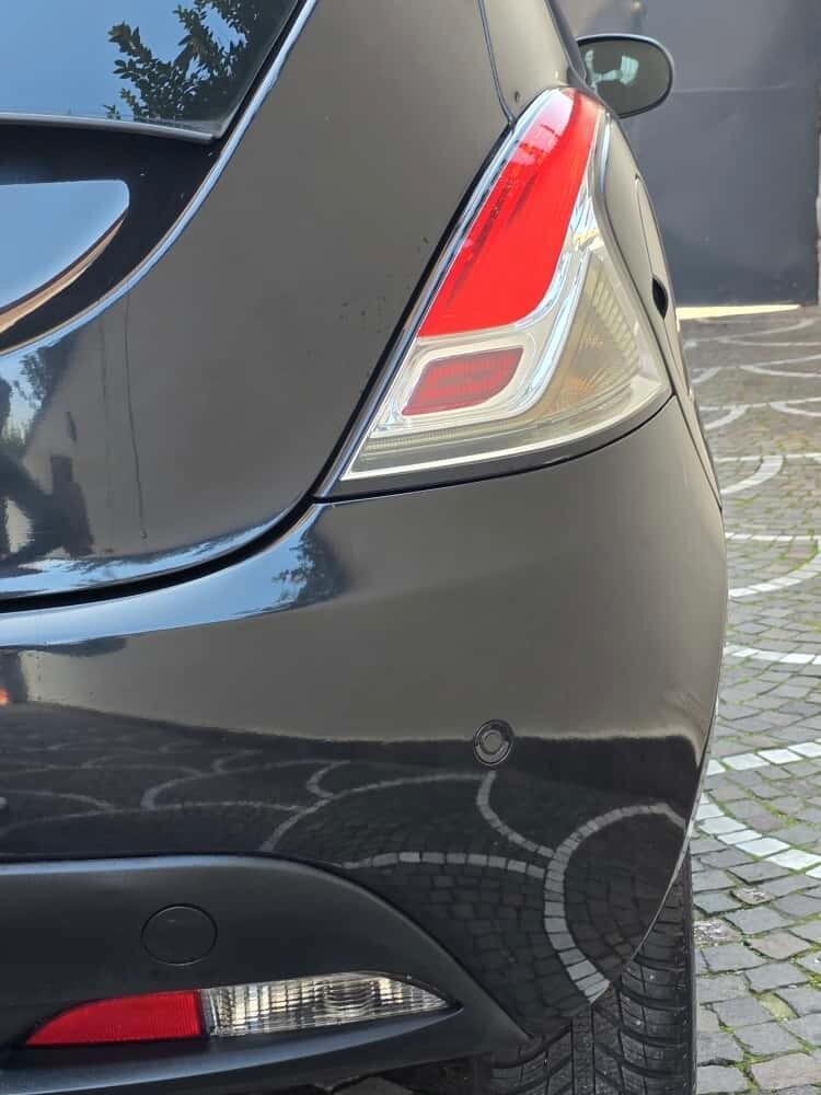 Lancia Ypsilon 1.2 69 CV 5 porte GPL Ecochic Elefantino