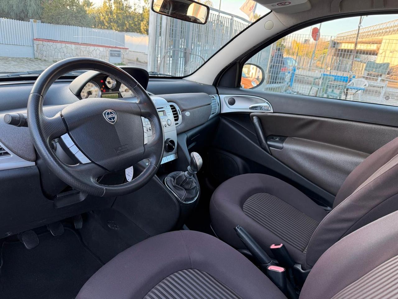 Lancia Ypsilon 1.2 Platino-10/2009