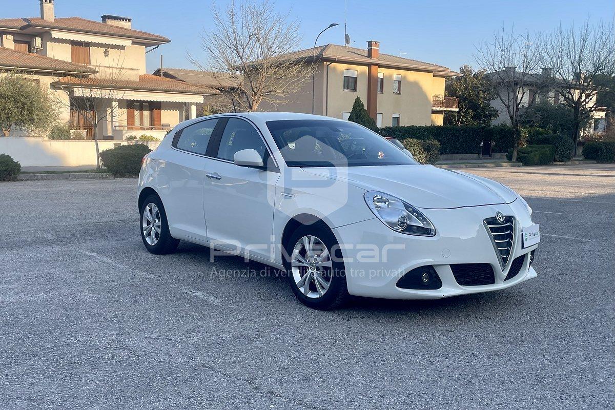 ALFA ROMEO Giulietta 1.6 JTDm-2 105 CV Distinctive