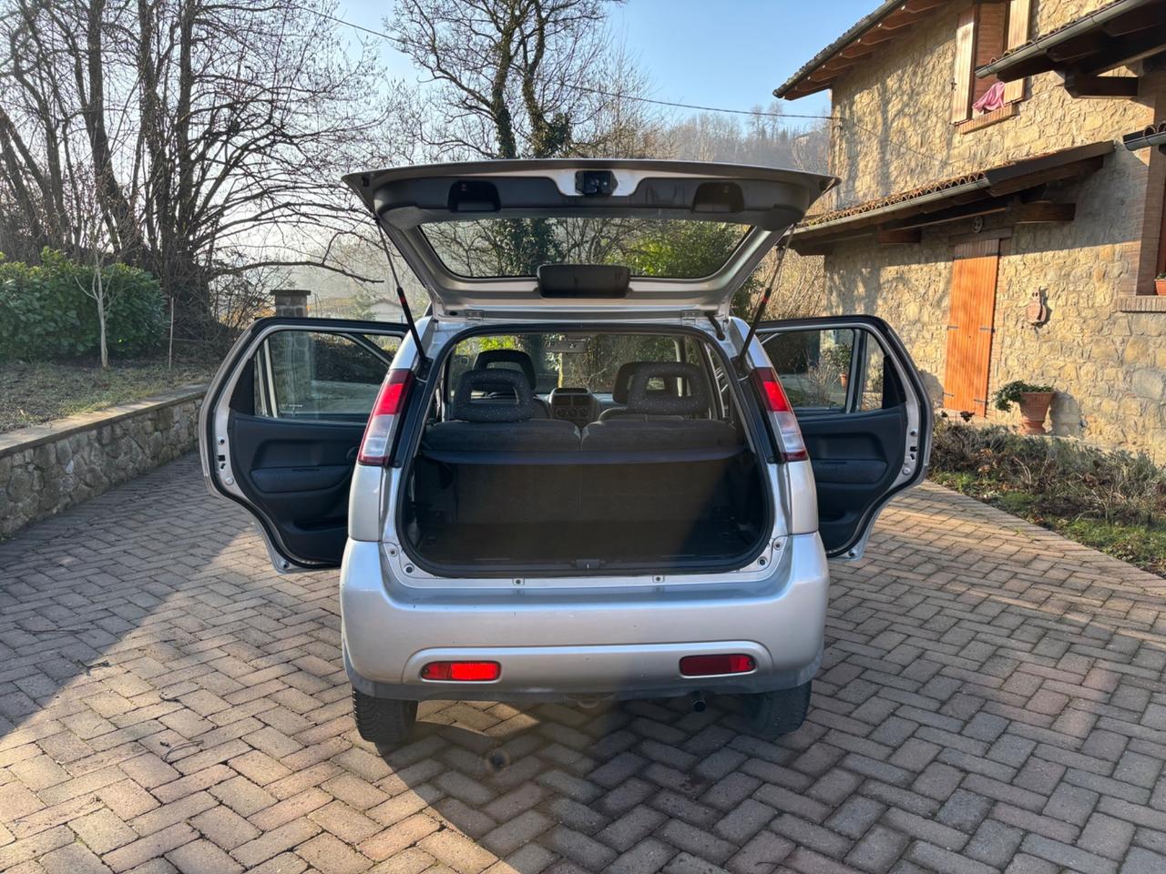 Suzuki Ignis 1.3i 16V cat 4WD GL