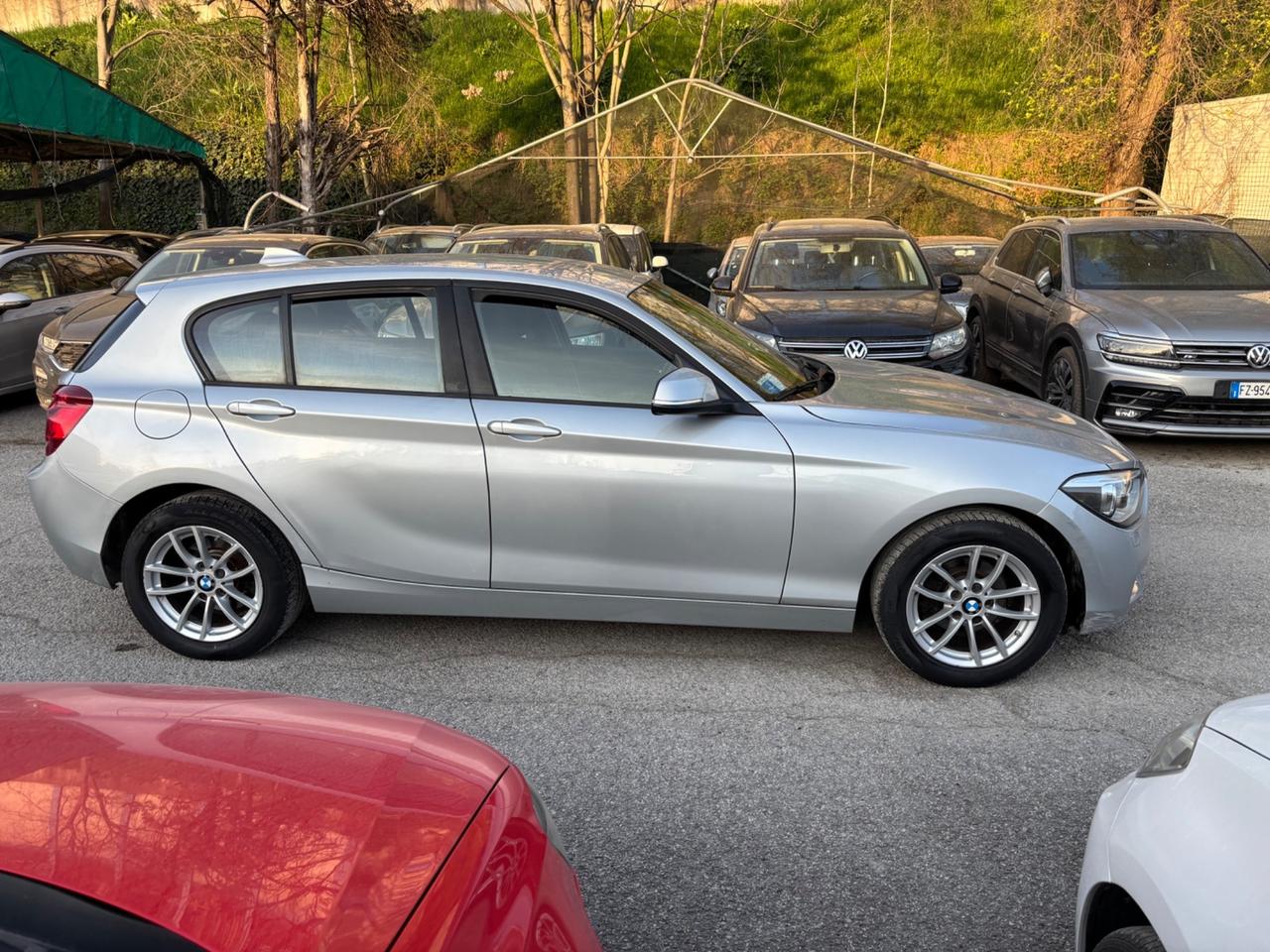 Bmw 118 118d serie1 Urban 5p.
