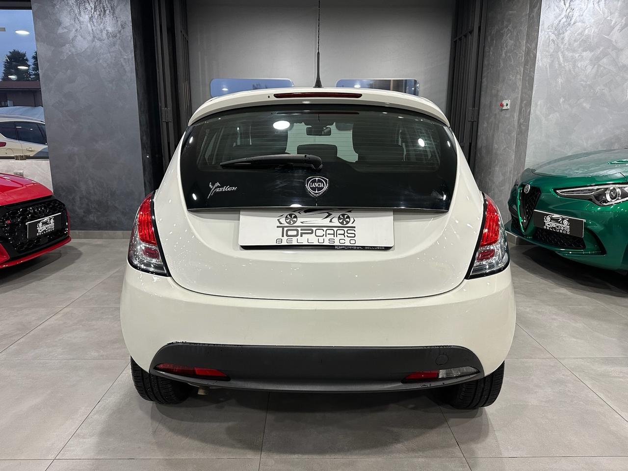 Lancia Ypsilon 1.2 69CV 5 porte GPL NEOPATENTATI