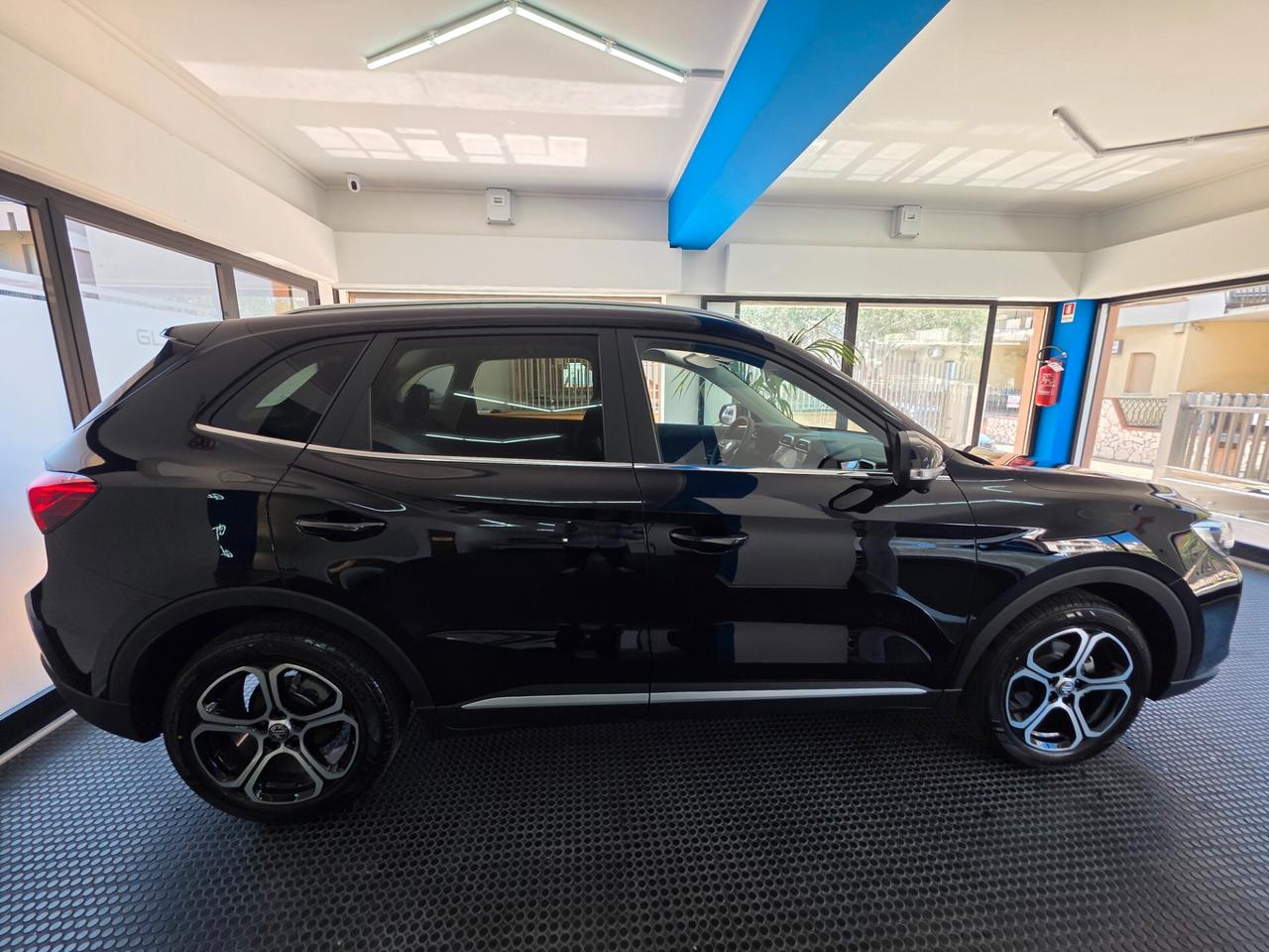 NUOVA Mg ZS 1.5 Comfort