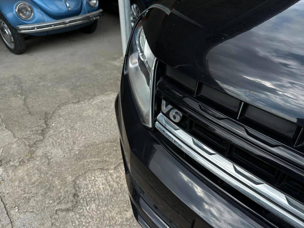 Volkswagen Amarok 3.0 V6 TDI 4MOTION BMT permanente aut. DC Comfortline