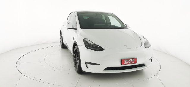 TESLA Model Y Performance Dual Motor AWD -con Autopilot avanzato