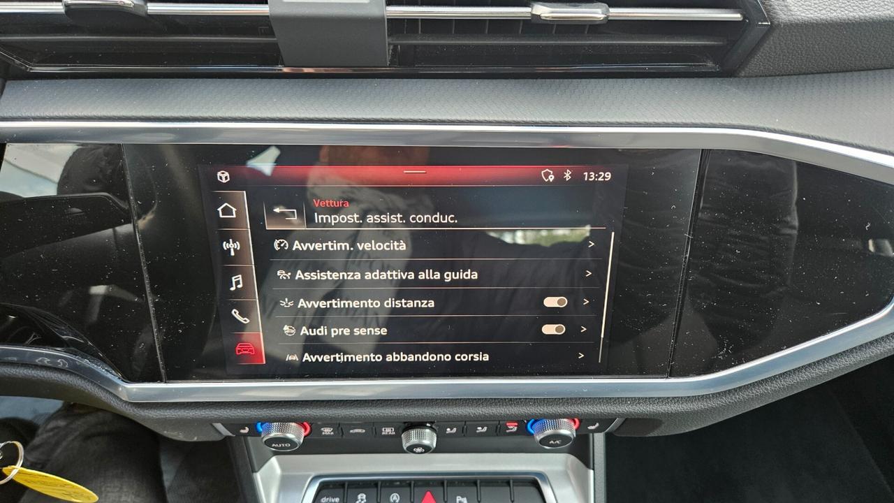 Audi Q3 35 1.5 tfsi mhev ADVANCED s-tronic SED-RISC-COCKPI