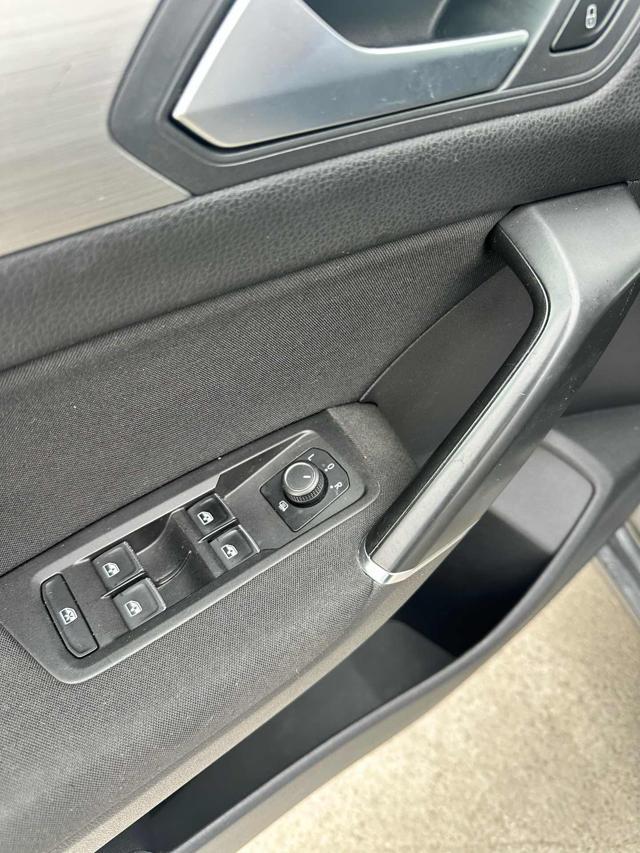 VOLKSWAGEN Touran 1.6 TDI 115 CV SCR DSG 7 POSTI Highline BlueMotion