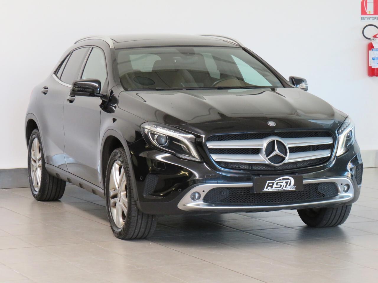 Mercedes-benz GLA 220 4matic premium